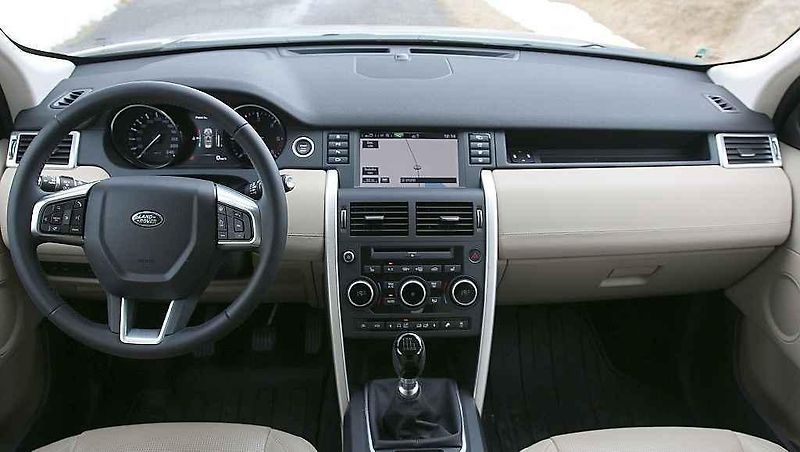 Land Rover Discovery Sport.