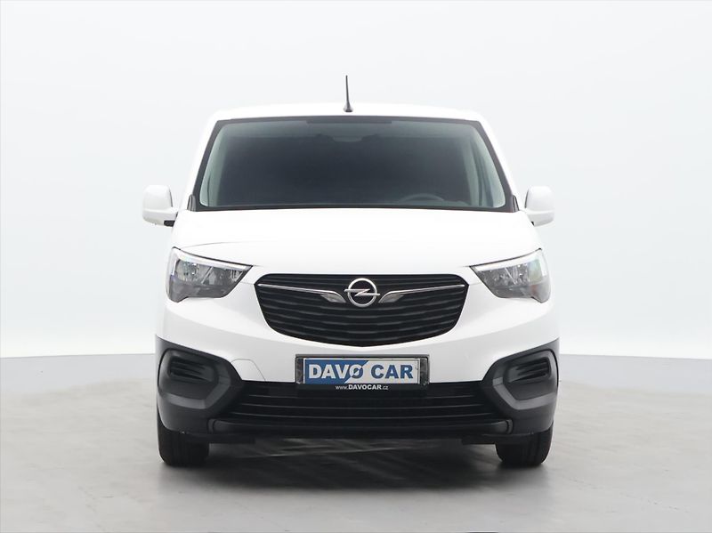 Opel Combo 1,2 Turbo 81 kW S/S Enjoy - fotka 2 z 25