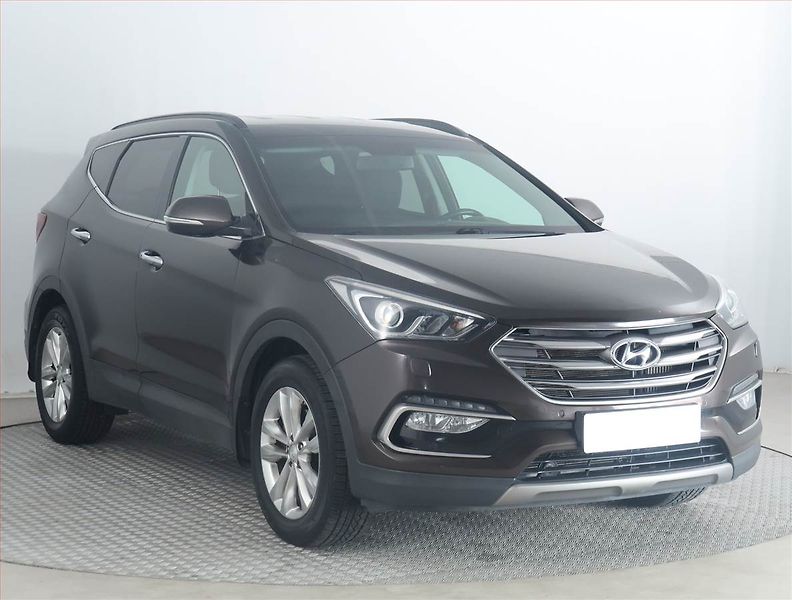 Hyundai Santa Fe (2017) 2.2 CRDi Blue, 4X4, Automat - fotografie inzerátu