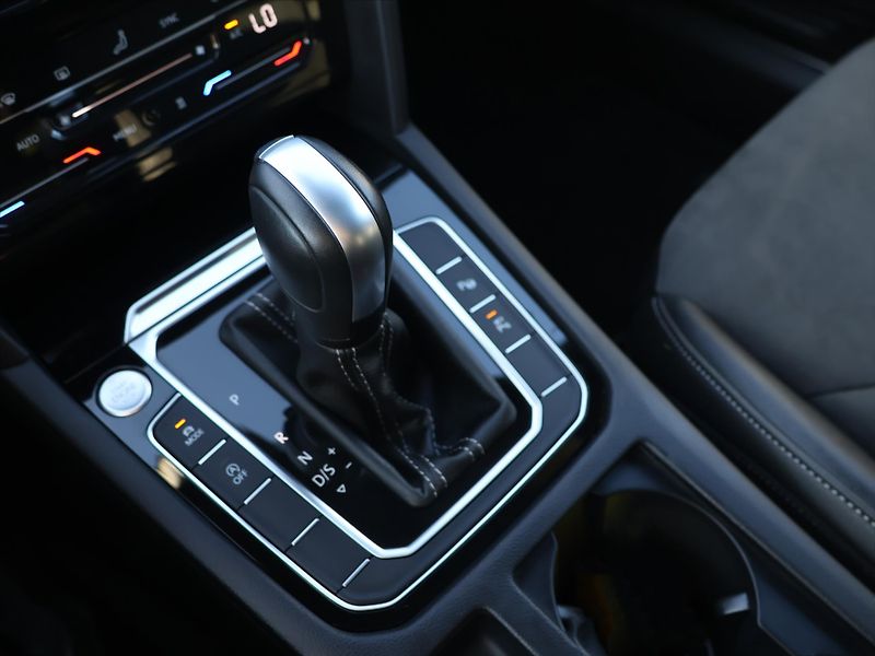 Volkswagen Arteon Shooting Brake 2,0 TDI 142kW 4M DSG R-Line DP - fotka 30 z 41