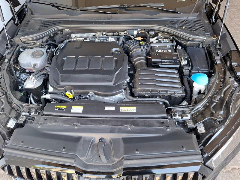 Škoda Superb (2025) SPORTLINE 4X4  A7A - fotka 14 z 28