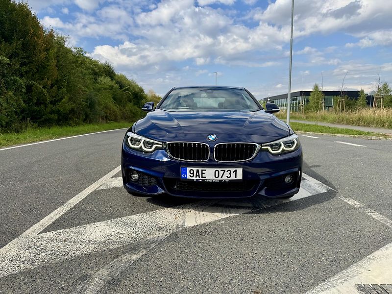BMW Řada 4 (2017) BMW 440i xDrive Coupé F32 - fotka 3 z 27