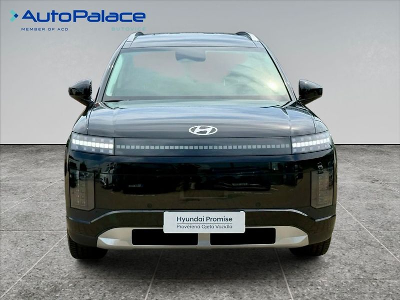 Hyundai Ioniq 9 0,0 EV 110 kWh SMART 160KW - fotka 2 z 18