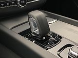 Volvo XC60 B5 AWD DARK PLUS REZERVACE - náhled 28