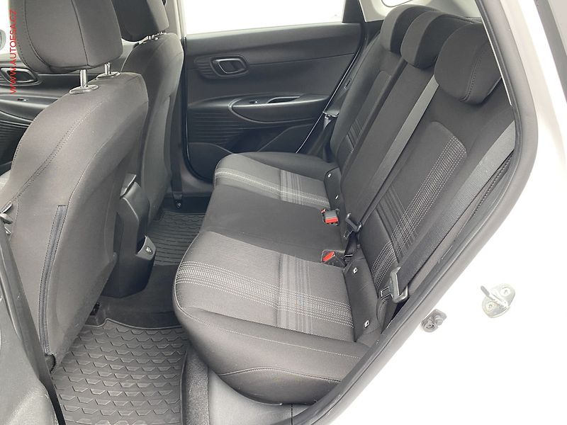 Hyundai i20 (2023) 1.2i, ČR, Comfort - fotka 10 z 15