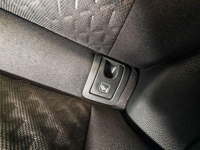 Toyota Yaris Cross 1.5 TNGA HEV 1 CVT Style 2x4 - fotka 17 z 36
