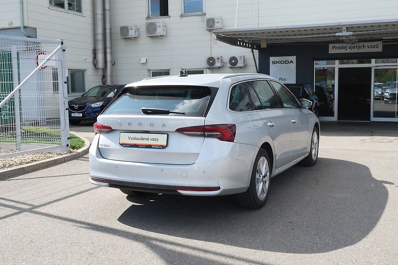Škoda Octavia - fotka 2 z 6