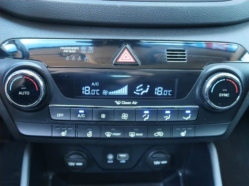 Hyundai Tucson (2015) Style 2.0 CRDi, 4X4, Navi - fotka 12 z 17