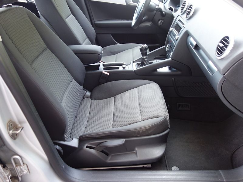 Audi A3 (2009) 2.0TDi 103kW MAN -SERVISOVÁNO - fotka 20 z 34
