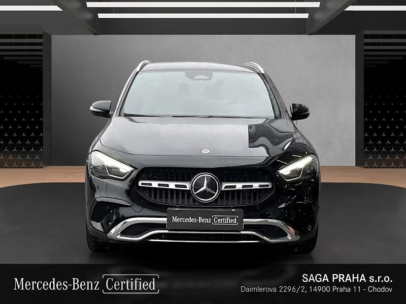 Mercedes-Benz GLA 200 off-road vehicle Progressi - fotka 2 z 21