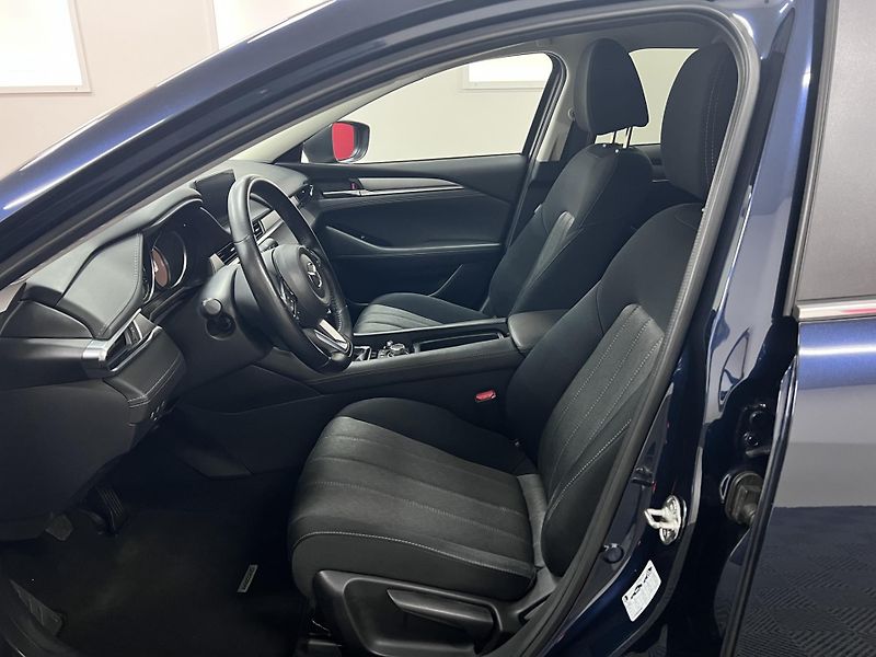 Mazda 6 2.0i Skyactiv-G 2019 - fotka 11 z 31