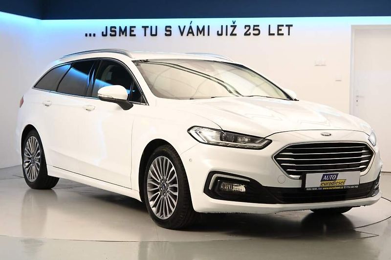 Ford Mondeo (2022) 2.0 140 KW LED SONY ACC 8AT EC - fotka 4 z 41