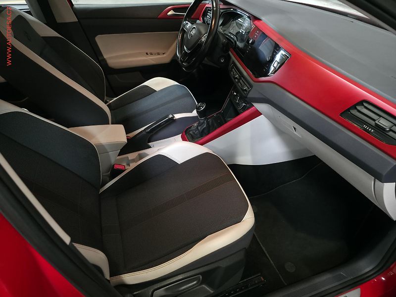 Volkswagen Polo (2019) 1.0 TSi, ČR, Beats - fotka 11 z 16