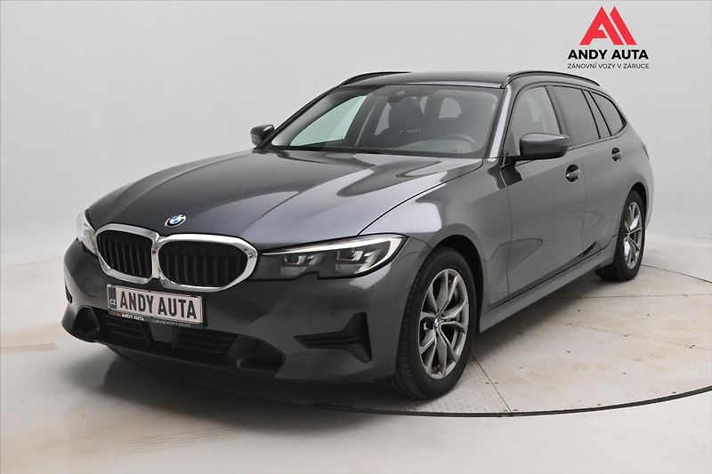 BMW Řada 3 2,0 320d 140 kW SportTouring S - fotka 1 z 32