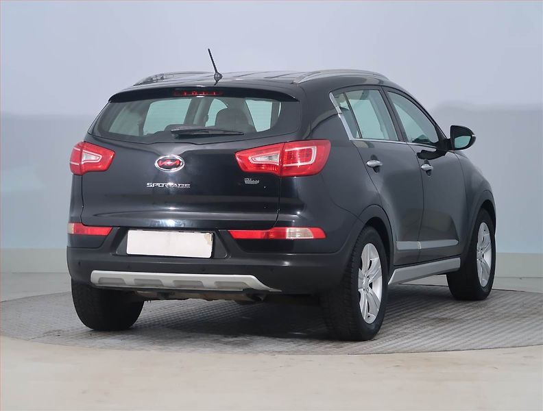 Kia Sportage (2012) 2.0 CRDi, 4X4, Tempomat - fotka 5 z 17