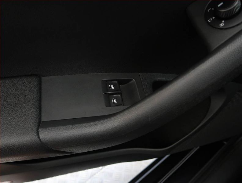 Škoda Octavia (2014) Ambition Plus 1.6 TDI - fotka 16 z 17
