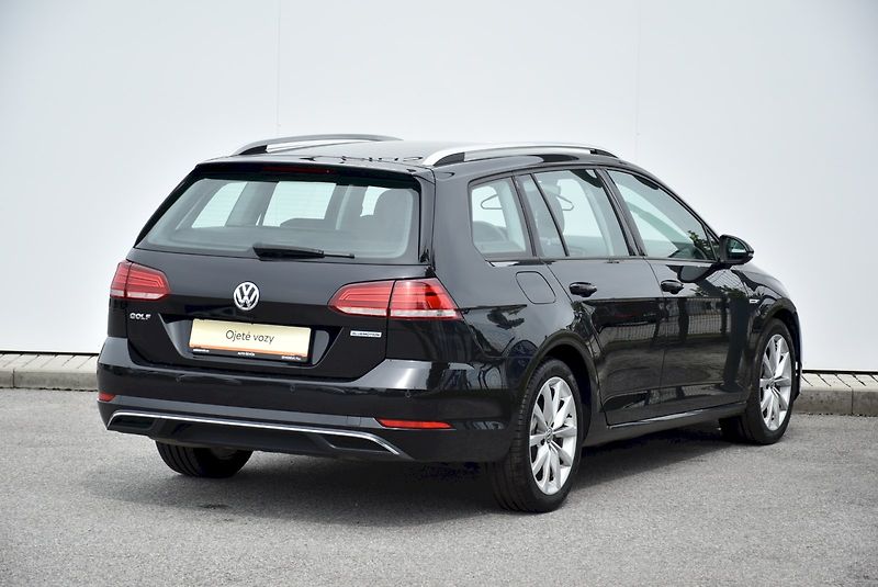 Volkswagen Golf (2020) MARATHON EDITION 1.5 TSI 96kW - fotka 9 z 33