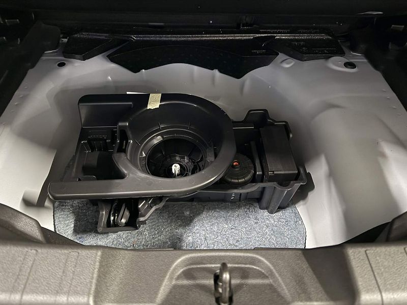 Jeep Avenger (2025) Longitude 1.2 Turbo 100k MT6 - fotka 22 z 23