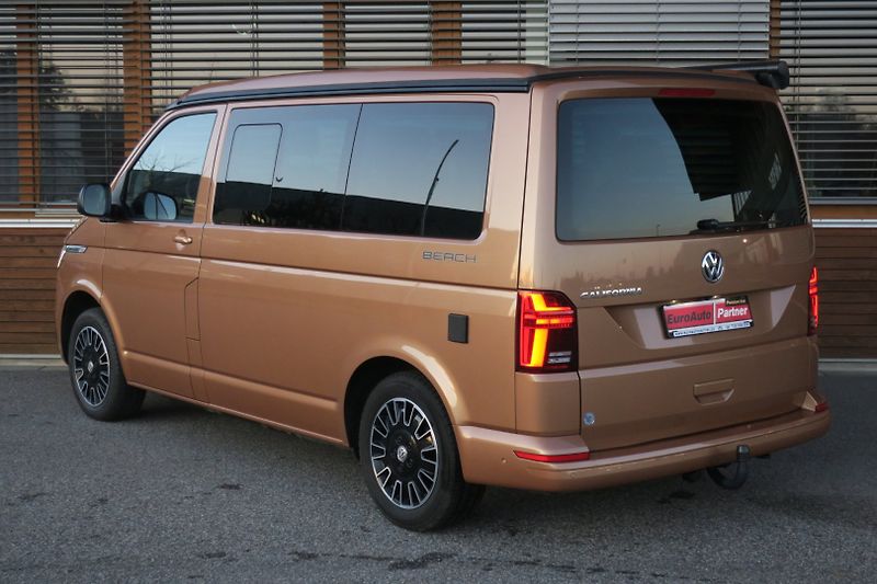 Volkswagen California (2023) 2.0TDI 110 kW Beach Tour LED - fotka 2 z 50