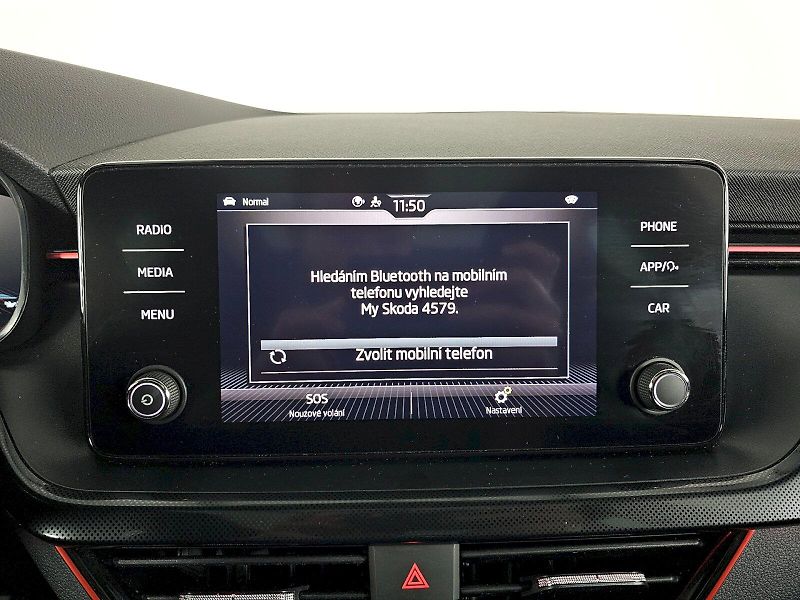 Škoda Kamiq (2022) 1.5TSI 110kW Monte Carlo komfo - fotka 14 z 31