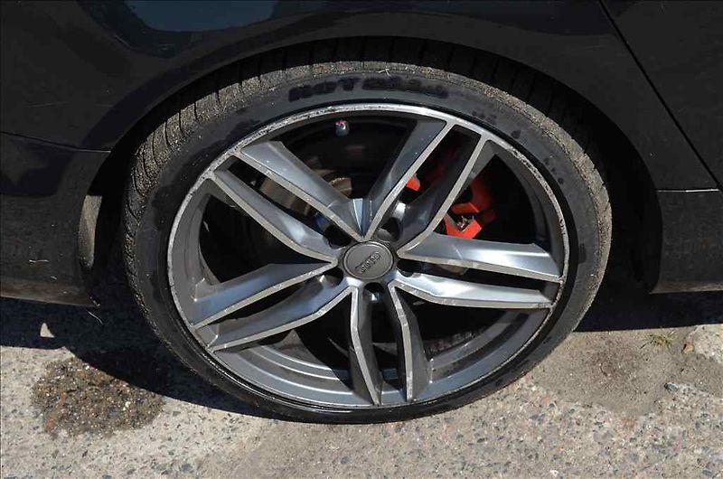 Audi A6 (2014) AVANT 3,0 TDI - fotka 12 z 30