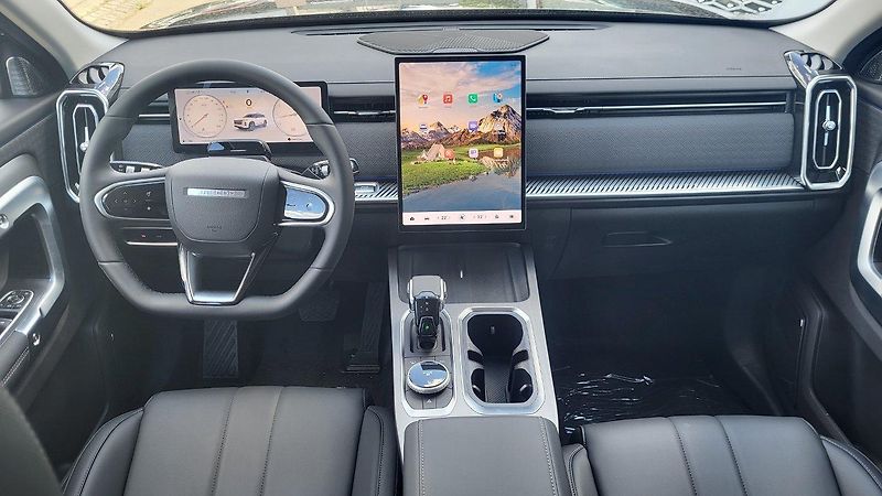 Jaecoo 7 (2025) LUXURY 1,6 TGDI - fotka 9 z 14