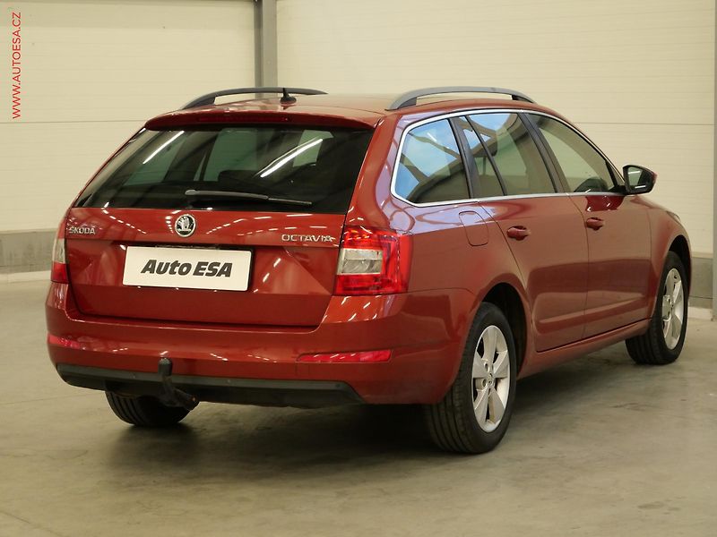 Škoda Octavia (2015) 2.0 TDi, Elegance, TZ - fotka 4 z 22