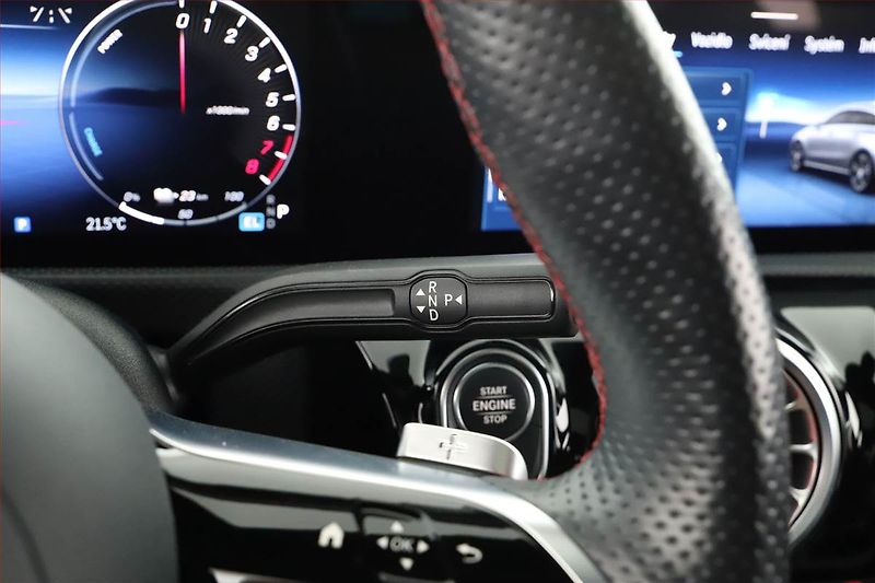 Mercedes-Benz CLA (2023) AMG Paket 250 e - fotka 10 z 31