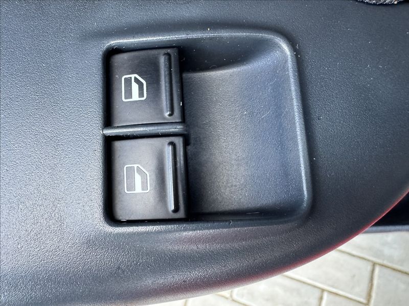 Škoda Octavia 1,6 MPi 75kW tažné původ ČR - fotka 23 z 50