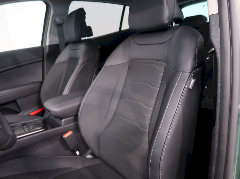Kia Sportage (2026) TOP 1.6T-GDi 132KW 4x4 - fotka 15 z 38