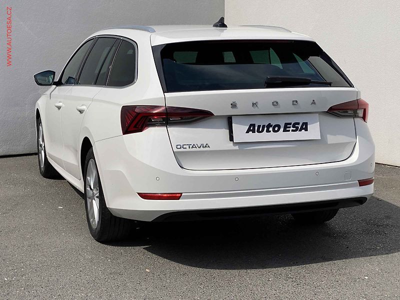 Škoda Octavia (2023) 2.0 TDi, Style, DSG, Webasto - fotka 6 z 20