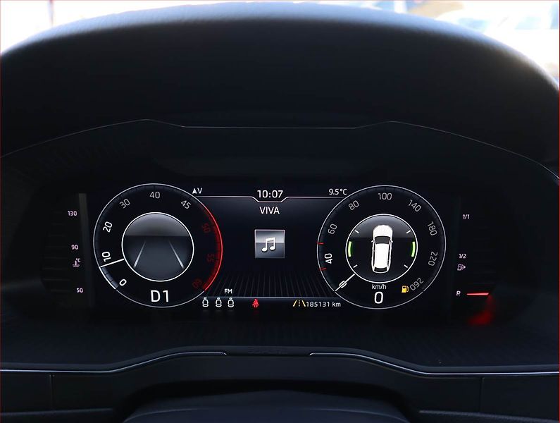 Škoda Superb (2019) 2.0 TDI, Automat, Serv.kniha - fotka 11 z 25
