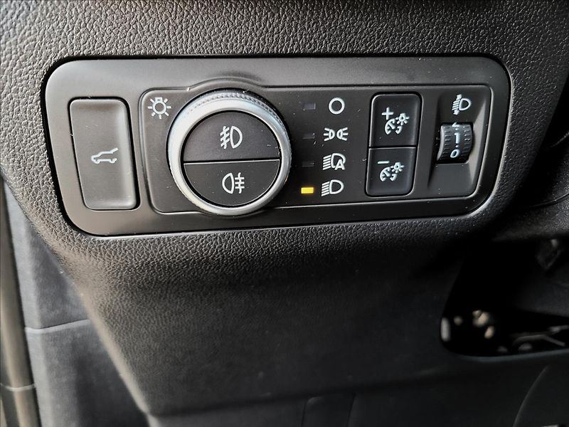Ford Kuga 2,5 Rezervace! HEV,140kw,ST-li - fotka 37 z 50