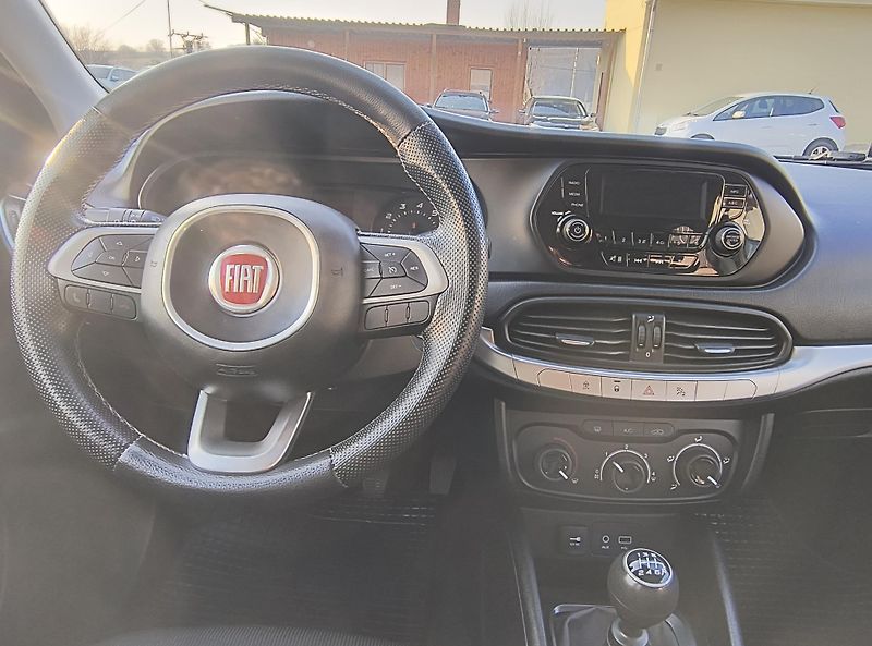 Fiat Tipo (2018) II 1.4 EASY/AC/TEMPOMAT/PDC/PC - fotka 30 z 49