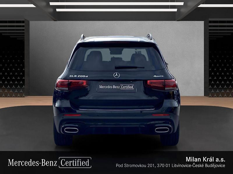 Mercedes-Benz GLB 200d 4M AMG - fotka 4 z 27