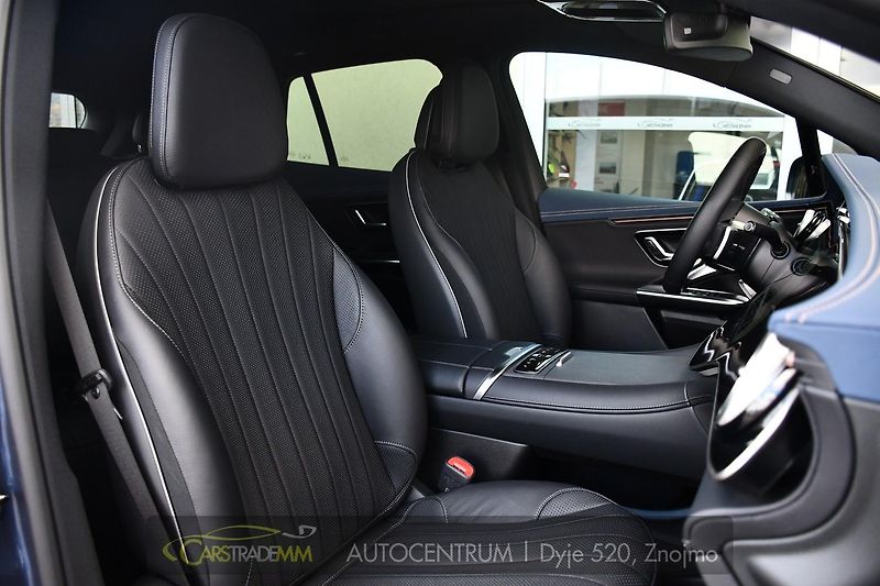 Mercedes-Benz EQE 500 4M PANOR HYPERSCREEN - fotka 17 z 62