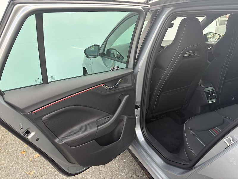 Škoda Kamiq (2026) Monte Carlo 7DSG 1,0TSI - fotka 20 z 24