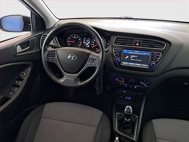 Hyundai i20 (2020) 1.0 T-GDI, Tempomat - fotka 7 z 18