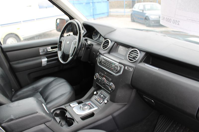 Land Rover Discovery (2012) 3,0TDV6 KŮŽE  KLIMA TEMPOMAT - fotka 14 z 15