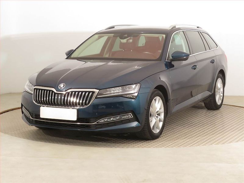 Škoda Superb (2019) Style 2.0 TDI, Automat - fotka 2 z 18