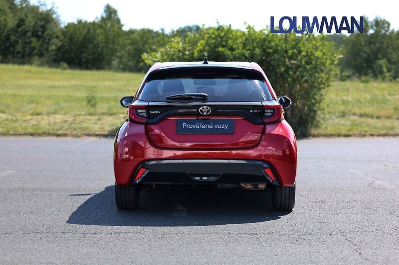 Toyota Yaris 1.5 HEV CVT EXECUTIVE - fotka 25 z 26