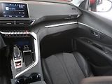 Peugeot 3008 (2020) Allure 1.2 PureTech, Automat - náhled 8