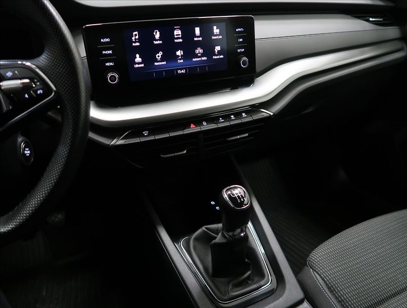 Škoda Octavia 2,0 TDI ČR 1 MAJITEL DPH - fotka 23 z 40