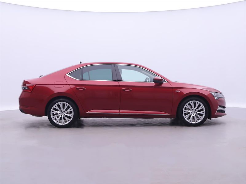 Škoda Superb 2,0 TSI 206kW DSG 4x4 CZ L&K - fotka 8 z 45