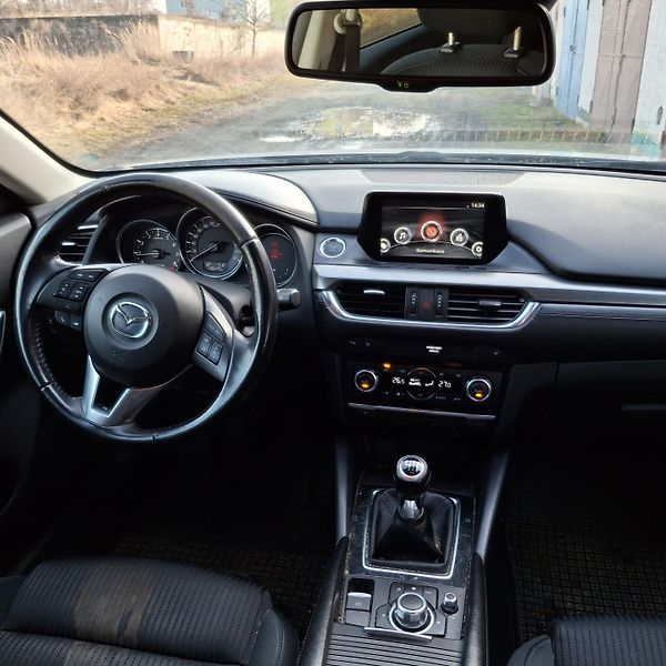 Mazda 6 2.0 121 KW Facelit 1. majitel - fotka 25 z 46
