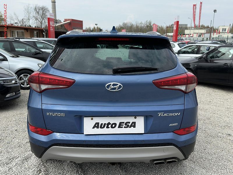 Hyundai Tucson (2016) 2.0 CRDi 4x4, ČR, AC, výhřev - fotka 5 z 21