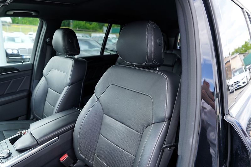 Mercedes-Benz GL 350d/4Matic/AMG/ČR/DPH - fotka 29 z 47