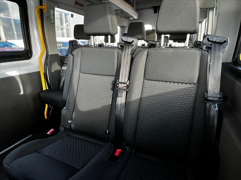 Ford Transit (2025) 2,0 EcoBlue BUS 18míst AUT L4 - fotka 24 z 37
