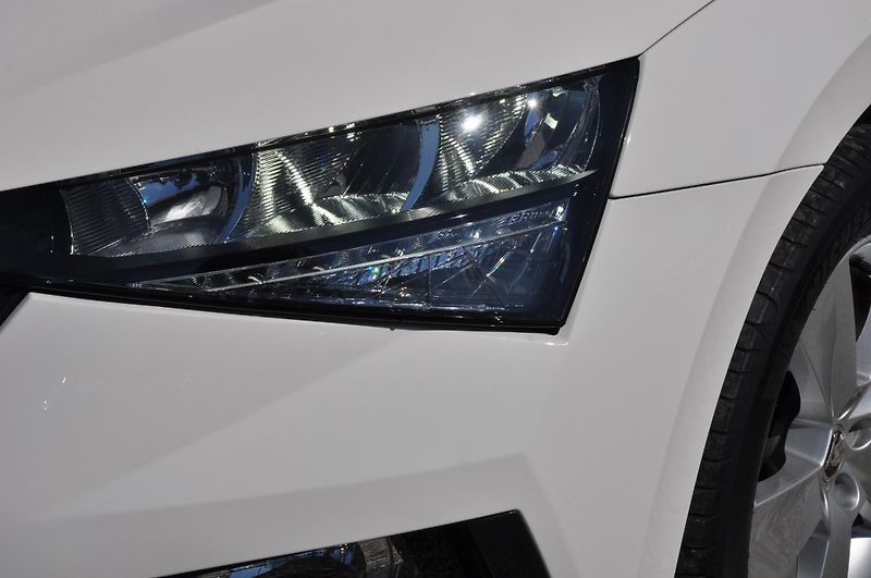 Škoda Scala 1.0TSi 85kW Style - fotka 18 z 18