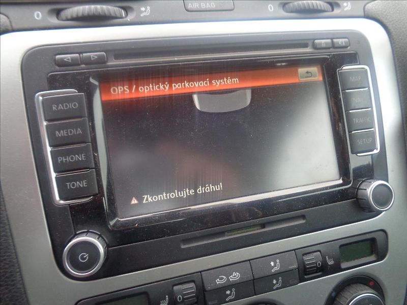 Volkswagen EOS 2,0 - fotka 15 z 21